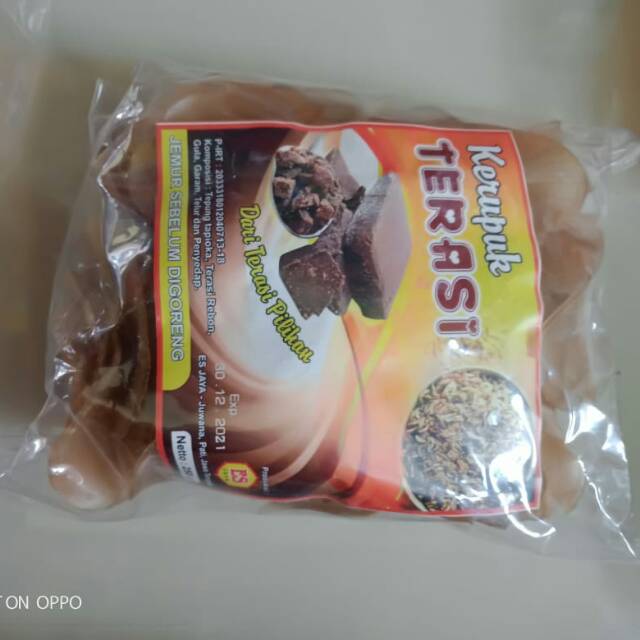 

Kerupuk Terasi juwana khas Pati