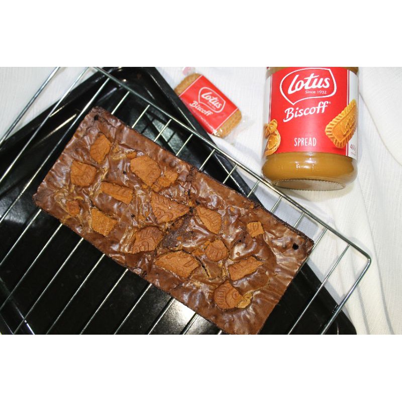 

DOUBLE LOTUS BISCOFF BROWNIES/BROWNIES LOTUS/FUDGE BROWNIES/BROWNIES PANGGANG/BROWNIES COKLAT