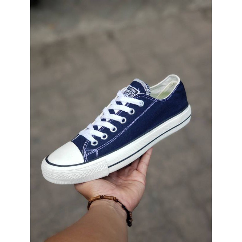 Sepatu Converse Klasik Premium Grade Ori. Size 37-43 Unisex. Free Kaos Kaki