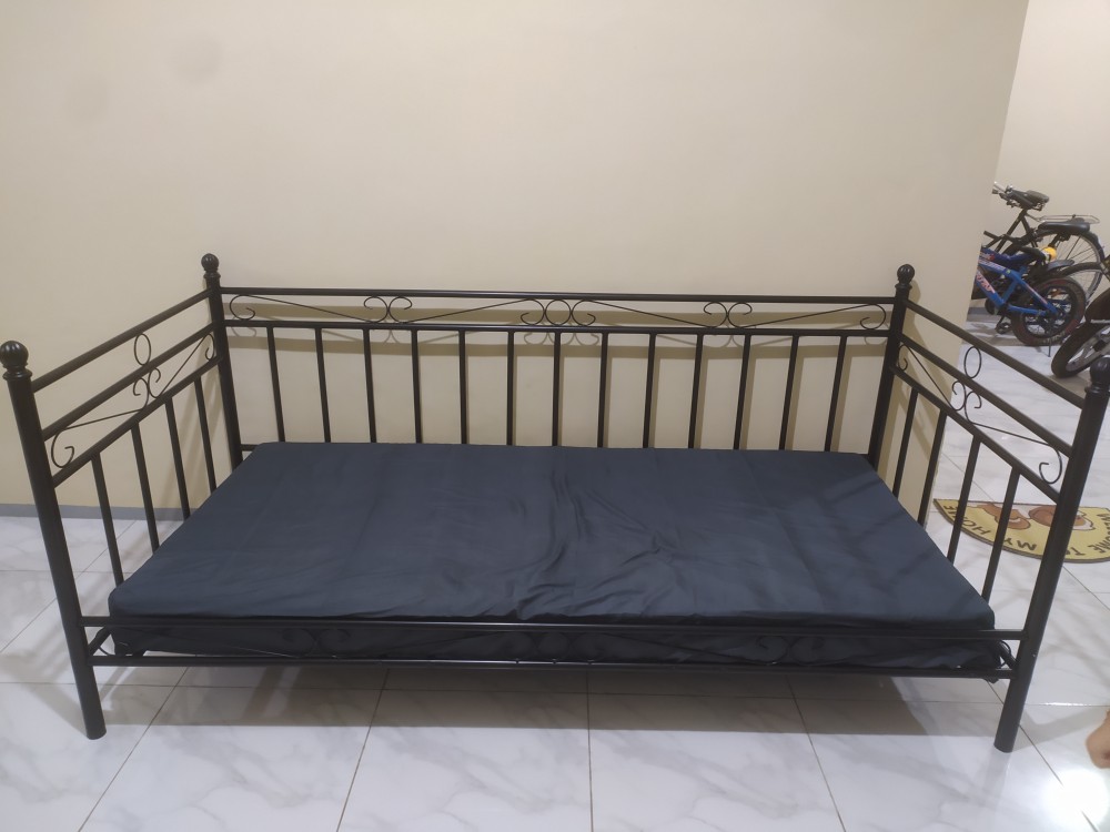 Isabella And Billy Daybed  Tempat Tidur