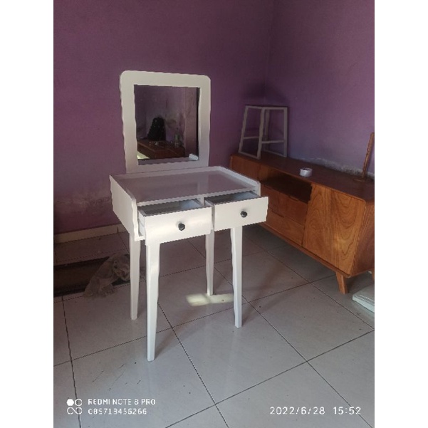 meja rias minimalis kayu solid