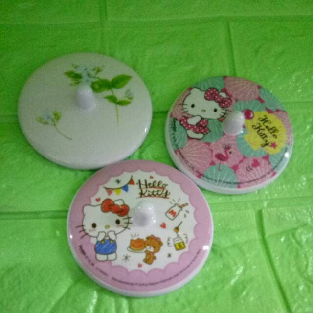 Tutup gelas 3,5"/Maspion Vanda Melamin Tutup Gelas 3.5 inch Hello Kitty