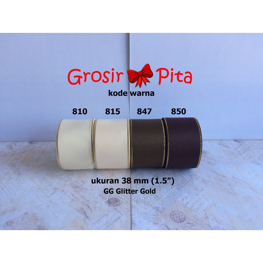 

(25 yard) Pita Grosgrain Glitter Gold ukuran 3,8 cm (1-1/2″) pg 6 | Pita Premium | Toko Bahan Craft | Grosir Pita