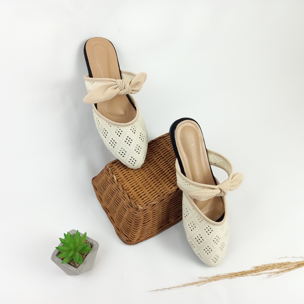 VNL Marleen Mules | Sepatu Wanita | Sepatu Flatshoes | Flatshoes Casual | Mules