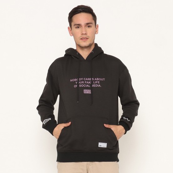 17Seven Original Sweater Hoodie Jumper Sablon Pria 0346-NOBODY-BLK