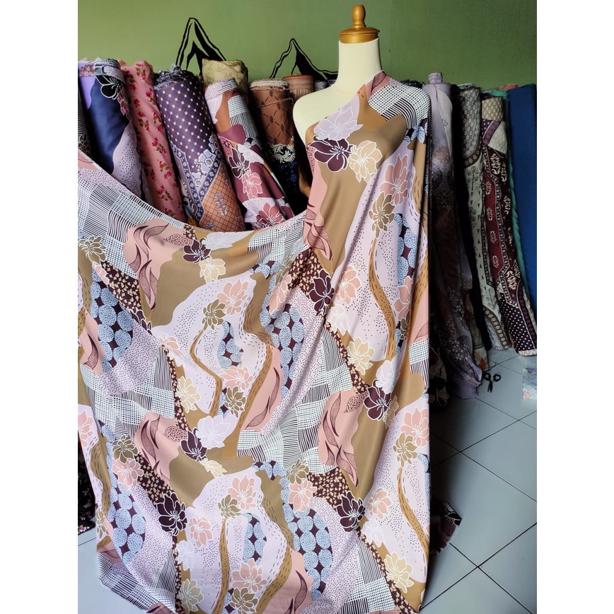 Kain Motif PradaCrepe Tania harga per setengah meter