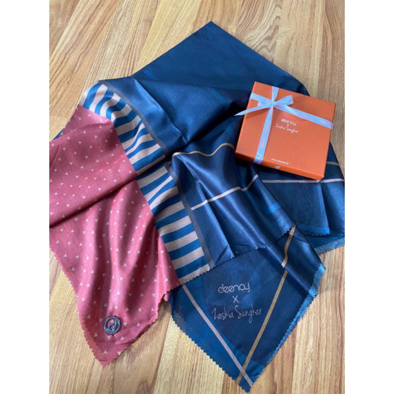 deenay X zaskia sungkar Metro red