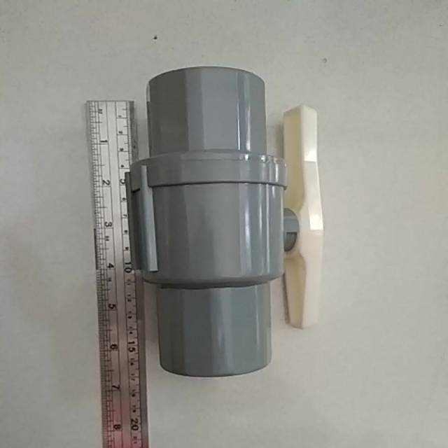 YUTA PVC BALL VALVE 1-1/2"