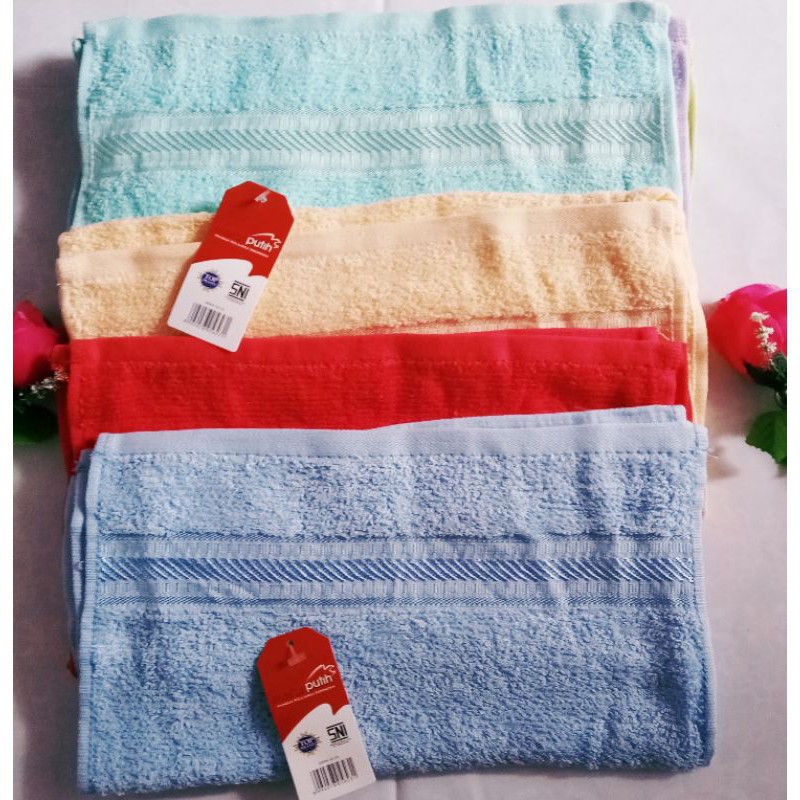 Handuk kecil Leher (merah putih)