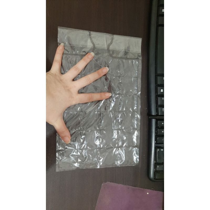 Ice Bag 24cube Kantong Es Batu Sekali Pakai isi 10 pcs Plastik Cetakan Es Batu Kotak