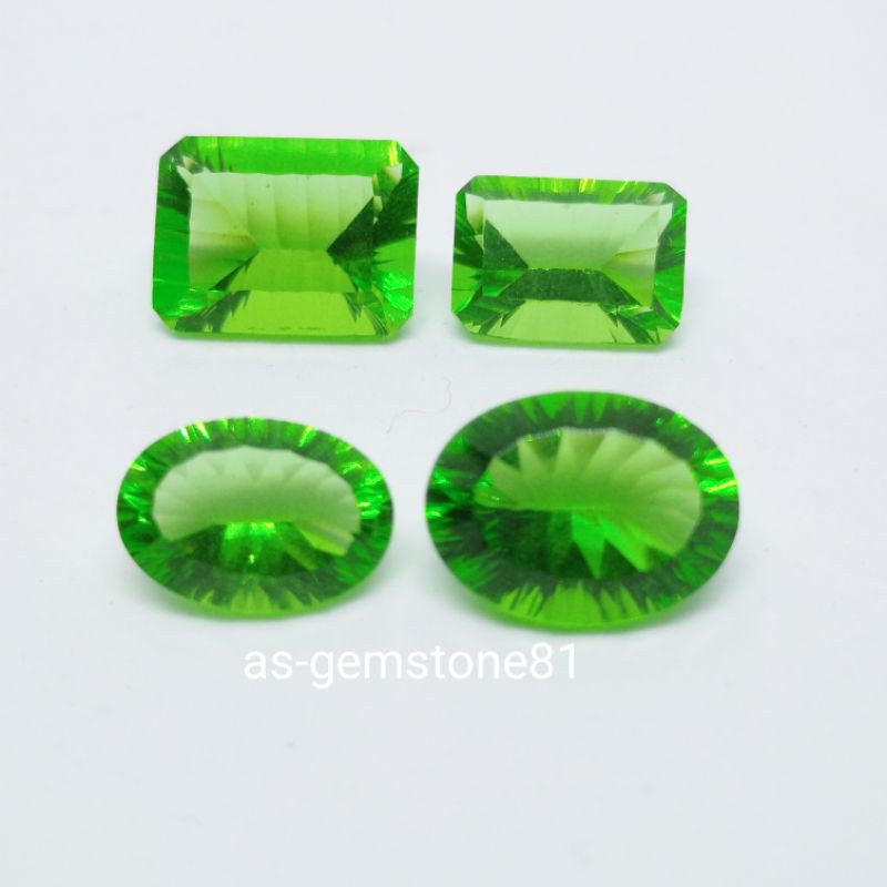 Batu Permata Green Moldavite Meteor Hijau luster.