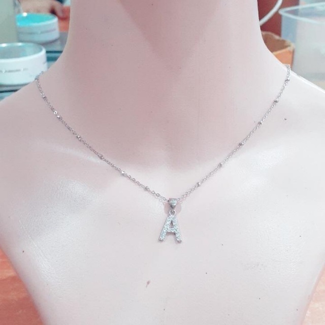 KALUNG LIONTIN HURUF PERAK 925 PERHIASAN PERAK LAPIS KALUNG LIONTIN HURUF PERAK 925 PERHIASAN PERAK LAPIS