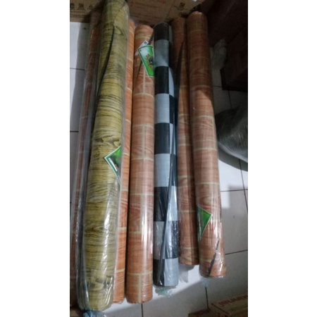 Karpet lantai motif meteran