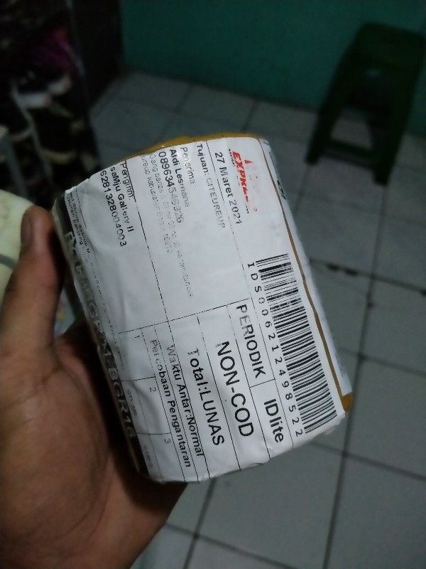 Baut Skrup Sekrup Mur Kecil Poster Pigura Frame Pajangan Ukuran Panjang 6 Mm