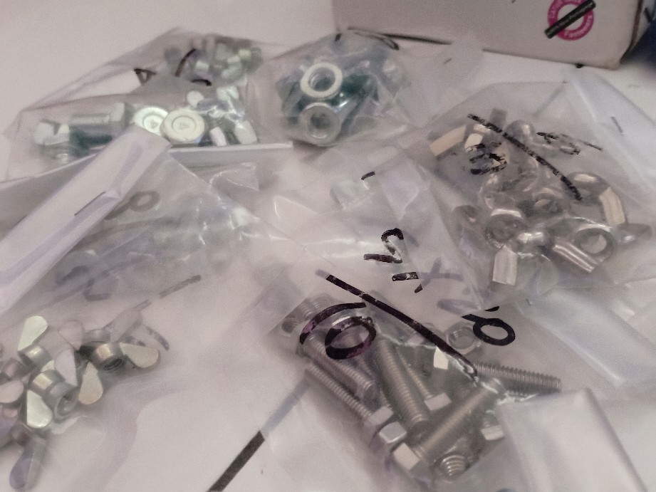 M5 Mur Kuping Wing Nut Kupu - Kupu Putih