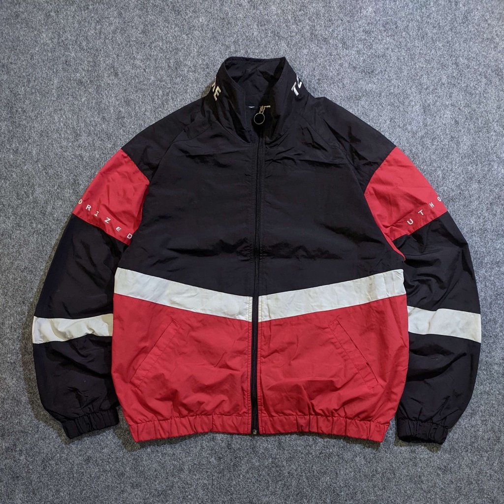 Attention - Jaket Sport Pria Olahraga Cowok Windbreaker Windproof Parasut Second Bekas Original - JX