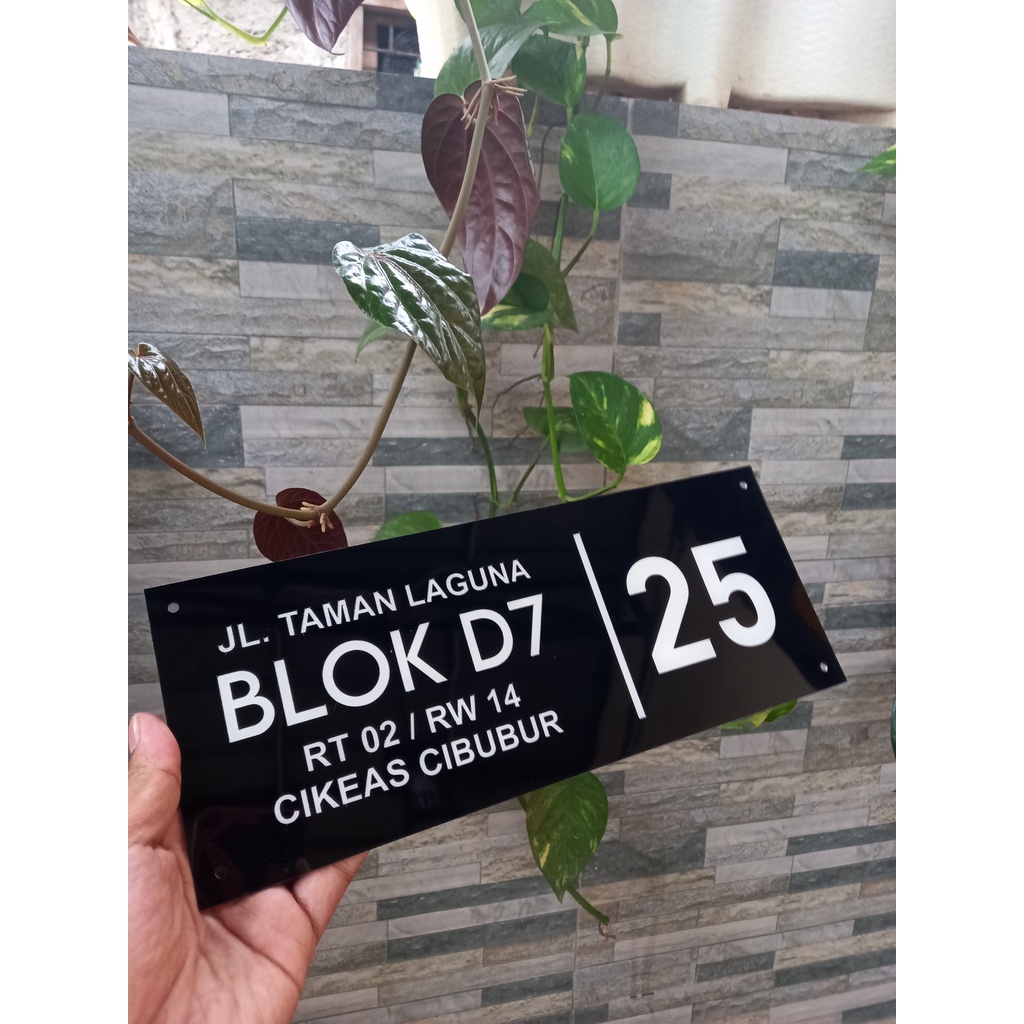 Custom Nomor Rumah Acrylic | Papan Alamat Akrilik Minimalis 30 X 12 CM