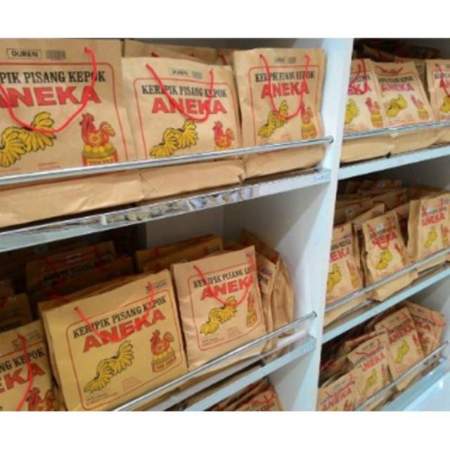 

KERIPIK KRIPIK PISANG KEPOK KHAS LAMPUNG ANEKA SARI RASA YEN YEN JAJANAN 225gr BAG PRAKTIS OLEHOLEH