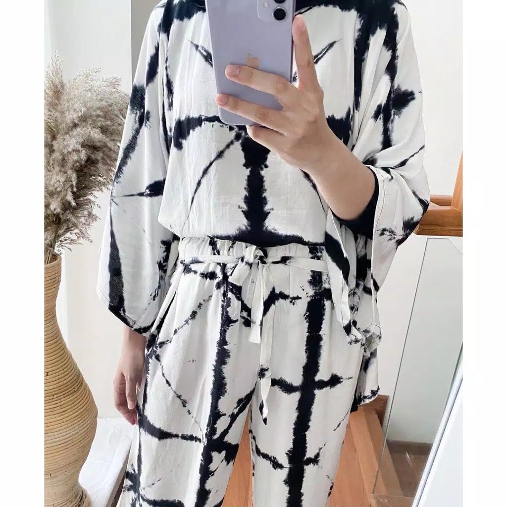 One Set Tie Dye Batik Kotak Hitam Setelan Shibori Daily Homewear Set Casual Kekinian Homeset Hits