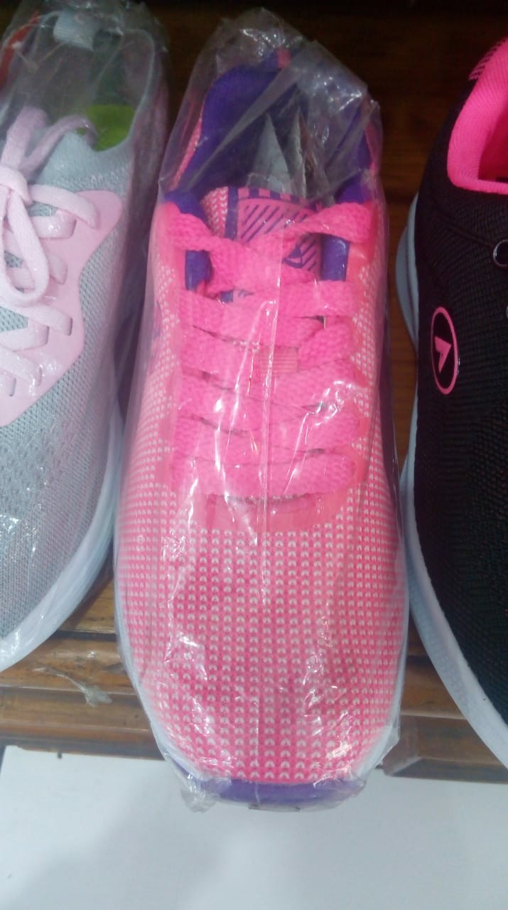  Revlon  Colorsilk Hair Color Cat  Rambut  Medium  Golden  