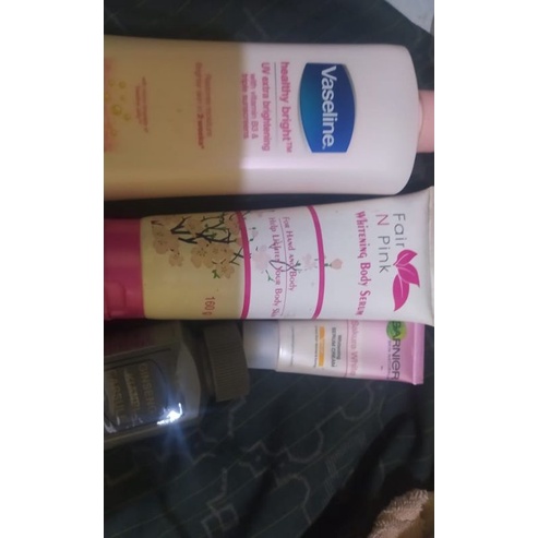 body lotion Vaseline