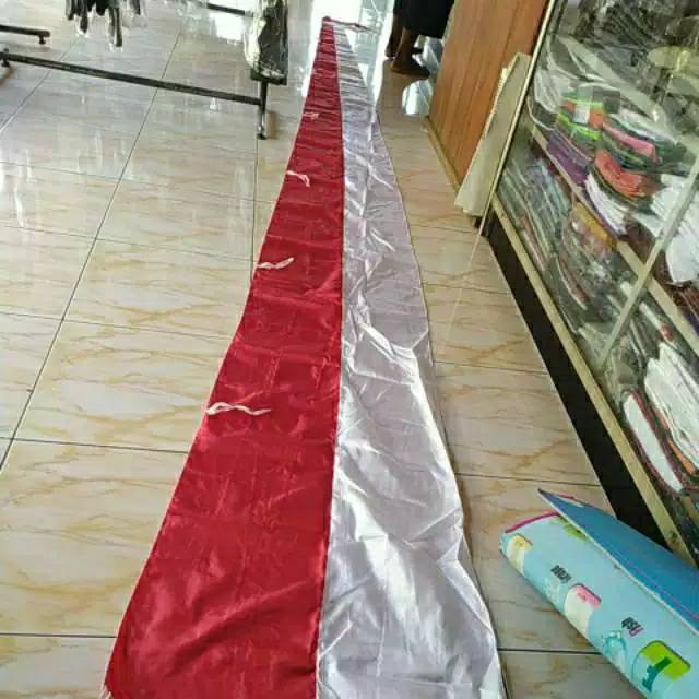 Bendera Umbul Umbul Jumbo Layur 5 Meter