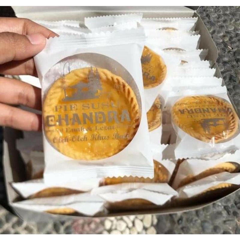

Oleh oleh Bali Pie Susu Chandra Isi 50 (PACKING AMAN BUNGKUS KARDUS)