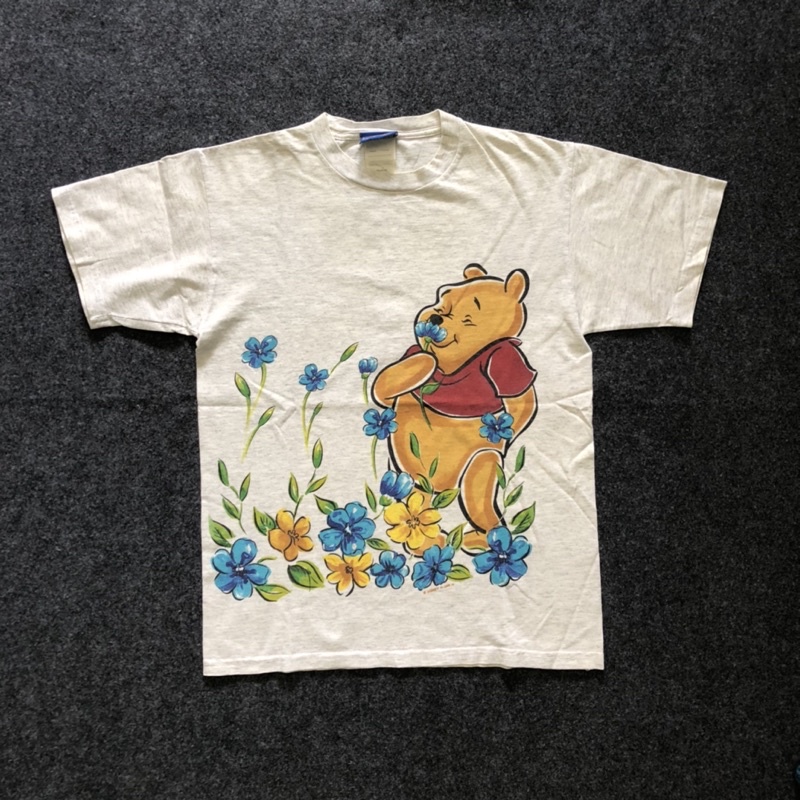 KAOS VINTAGE WINNIE THE POOH DISNEY SECOND