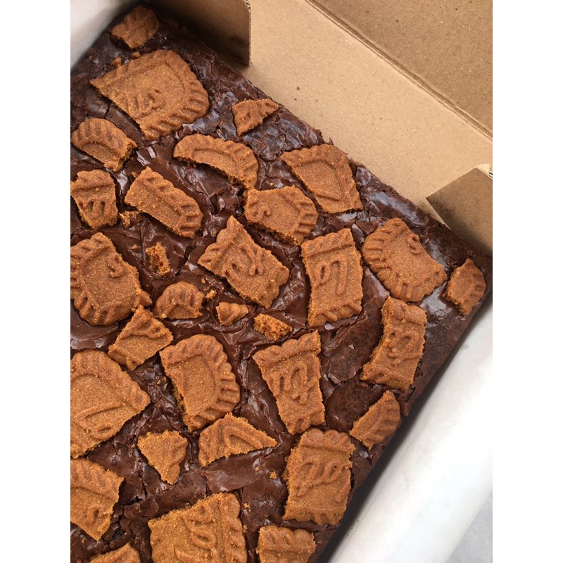

Fudgy Brownies Panggang Biscoff