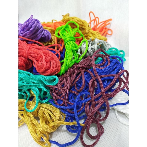 

Tali kur / tali kolor ukuran 2mm per meter