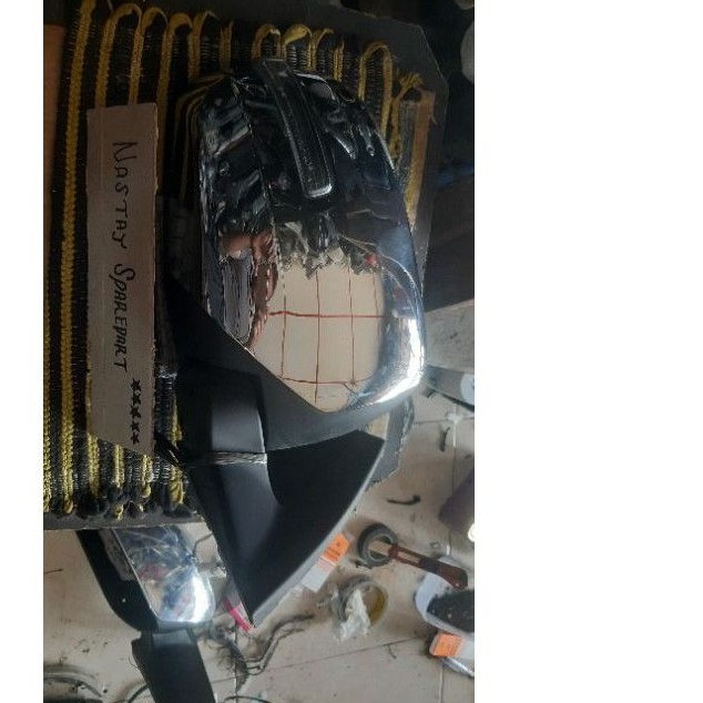 Spion Pajero Sport original