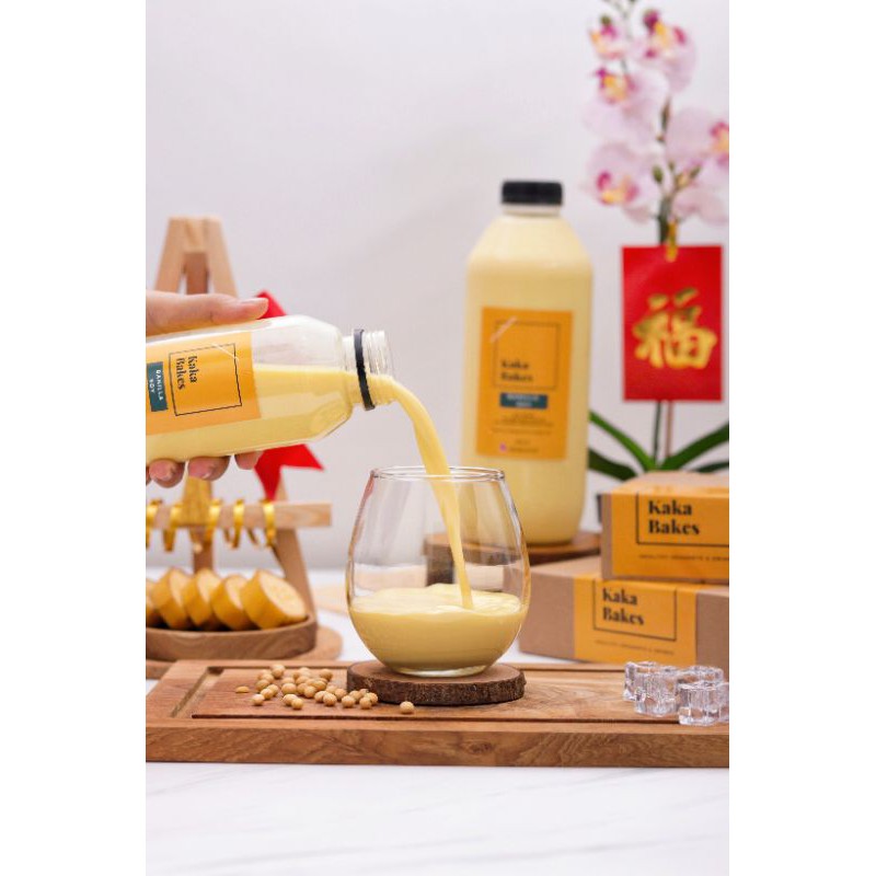 

Banilla Soy 500 ml (Banana + Non-Dairy Vanilla dengan Susu Kedelai)