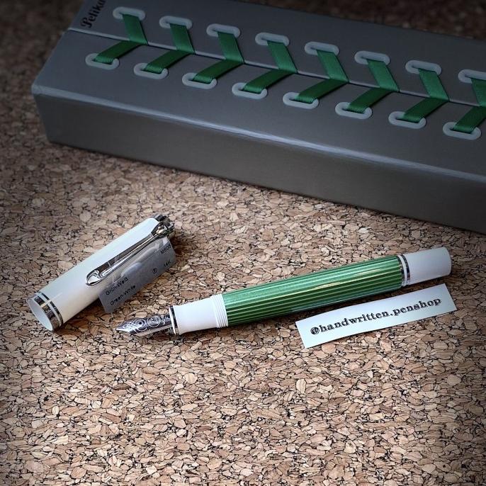 

PELIKAN Fountain Pen Souveran M600/M605 SE - 605 WhiteGreen, Medium ---Terbaru---