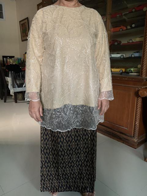 Maura Couple - Sania Ruffle Batik Couple Ori Ndoro Jowi Garansi Termurah Shopee -  Mika Brown