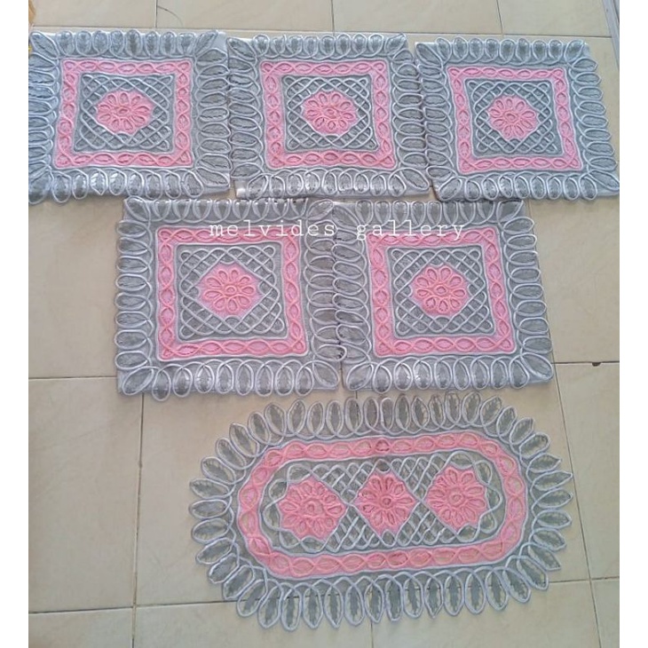 Sarung Bantal Kursi Sulam Usus