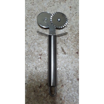 pemotong pizza / alat pemotong pizza