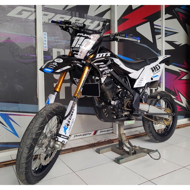 DECAL DTRACKER SUPERMOTO HITAM STIKER DEKAL DTX