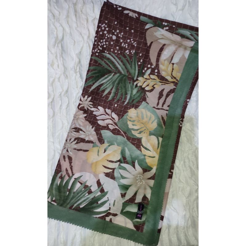 Hijab Segi Empat Motif Denay