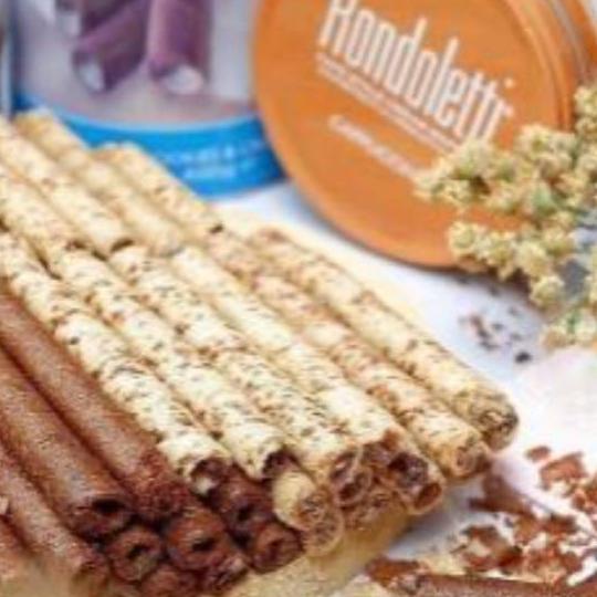 

4.4 Terlaris RONDOLETTI ASTOR KIRIM KE SELURUH INDONESIA WAFER ROLL 400GR