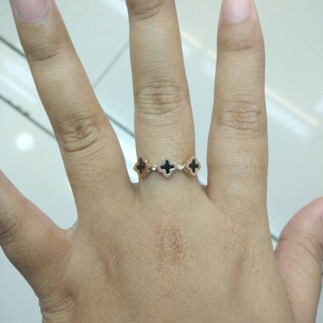 Cincin Van Cleef titanium