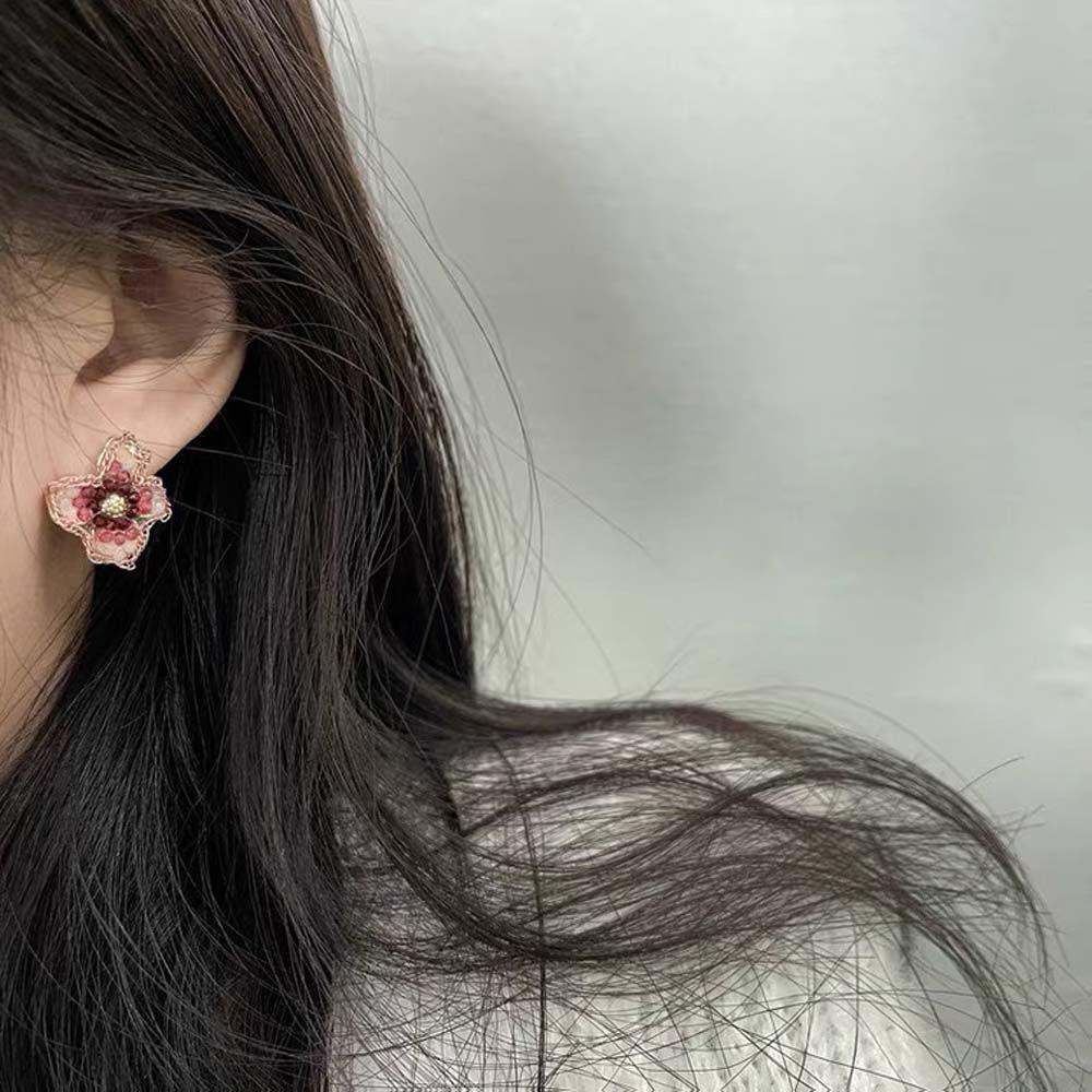 Mxbeauty Anting Tusuk Wanita Retro Simple Trendy Untuk Perempuan Giwang Telinga Kristal Manis