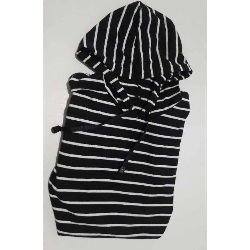 KAOS HOODIE STRIPE SALUR GARIS HITAM PUTIH