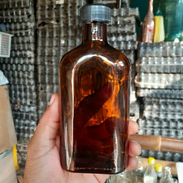 Botol kaca gepeng coklat 250ml