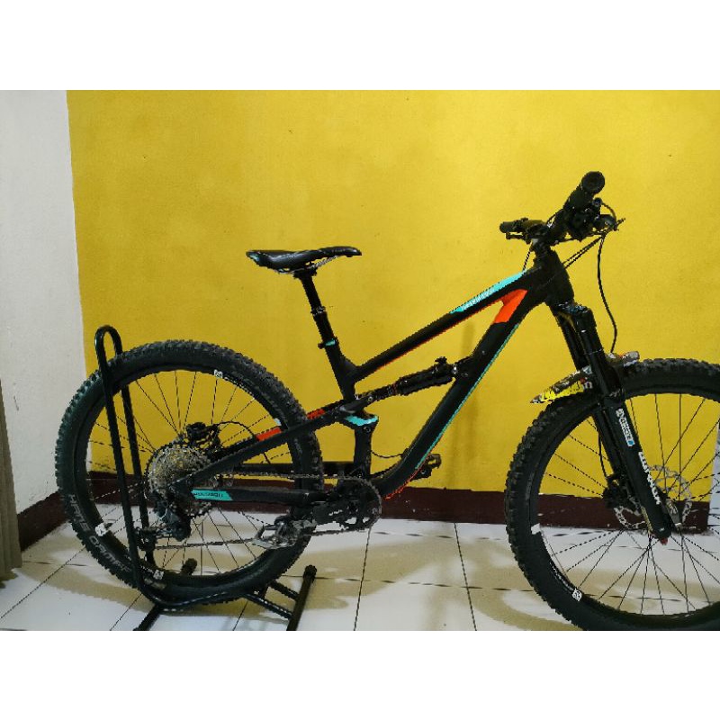 Polygon Siskiu T8