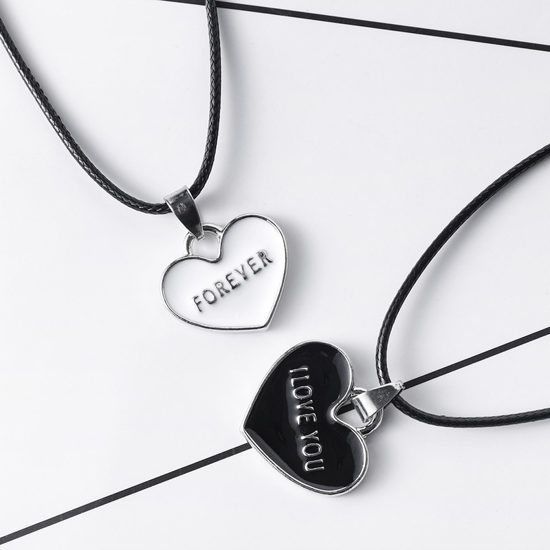 Kalung Dengan Liontin Bentuk Hati Motif I LOVE YOU Forever Warna Hitam Putih Untuk Pria Dan Wanita