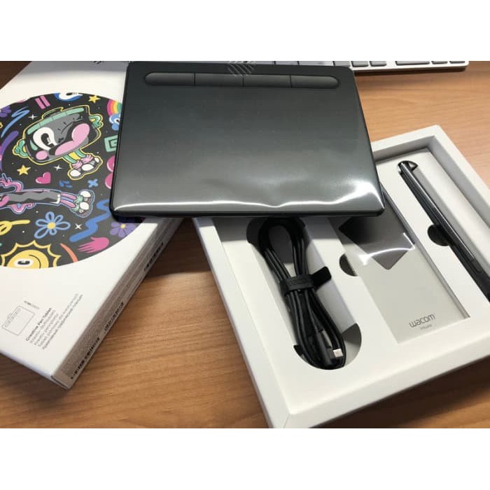 Wacom Intuos Draw Ctl490 Mint Blue Free Softcase Dan Proskin Antigores - Hitam