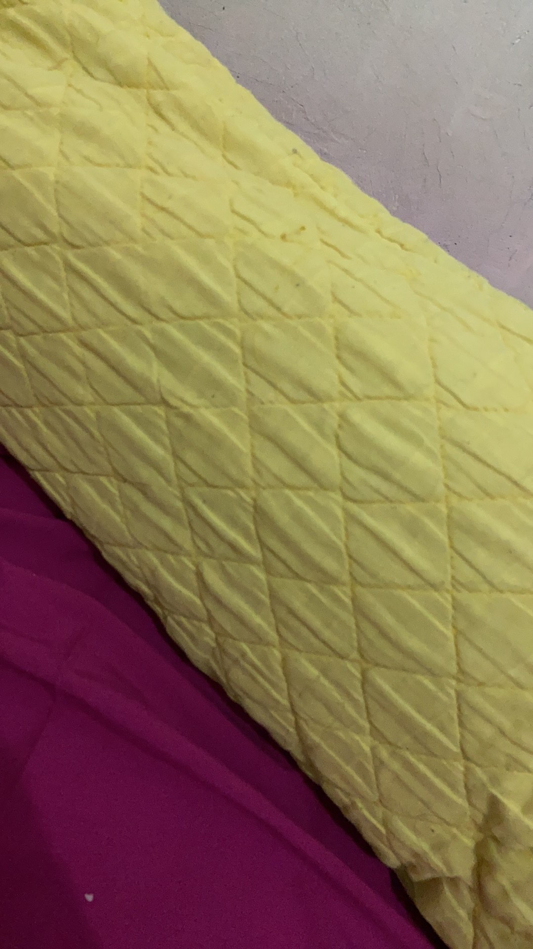 Bantal & Guling Haruka | Bantal Guling Hotel Berkualitas | Bantal Guling Dakron