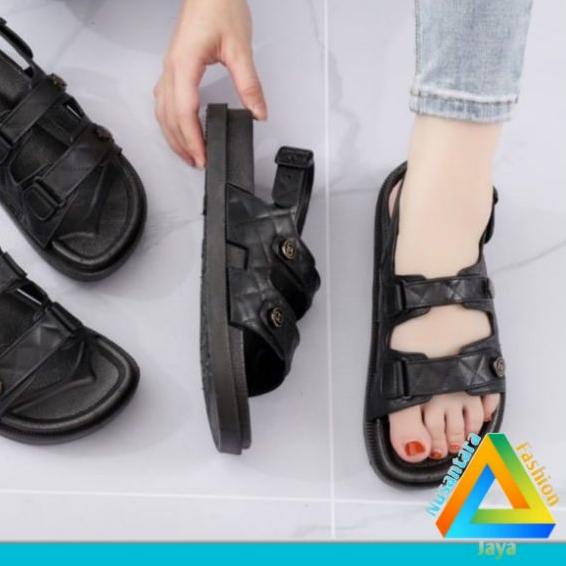 Sandal Gunung Kekinian - Sendal Wanita Kekinian - Sandal Balance T 1728