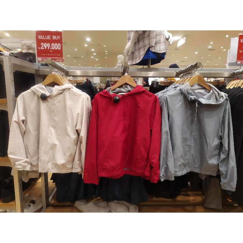 SALE  UNIQLO WOMEN, JAKET PARKA LINED JERSEY LEMBUT