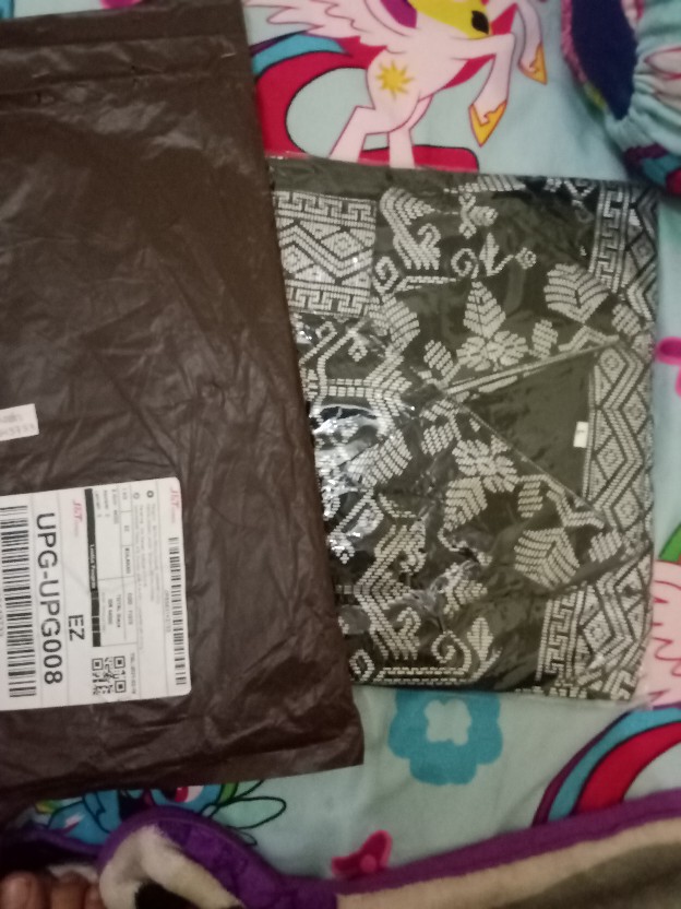 Kemeja Batik Lengan Panjang Pria Motif Anjani Prada